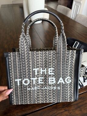 Marc Jacobs Black and Cream Logo Canvas Tote with Removable Strap